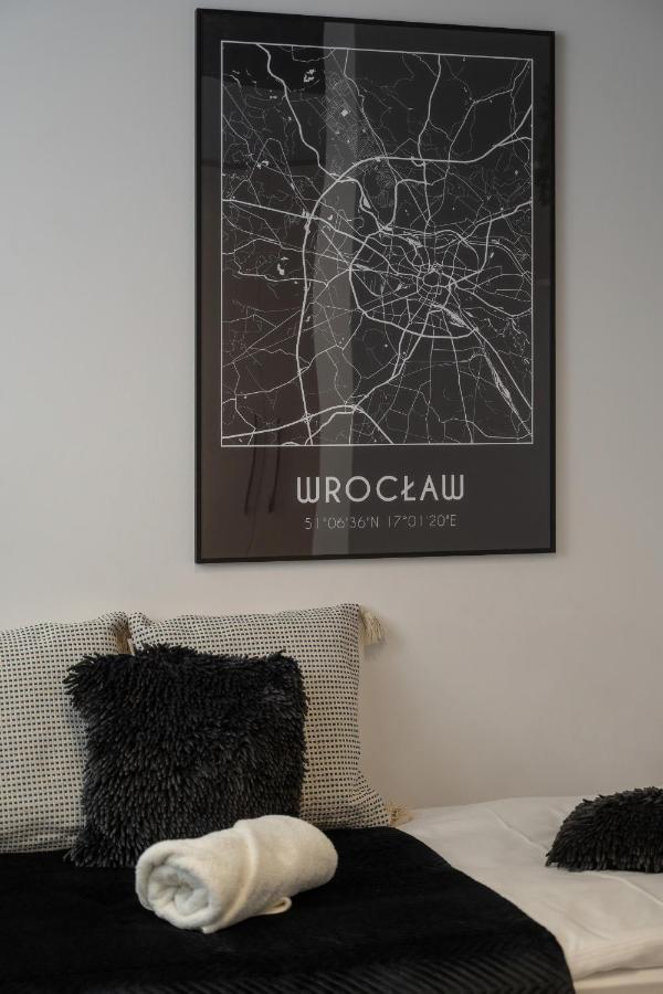 Trendy Studios With Home Office Near Wroclaw Main Station By Noclegi Renters 外观 照片