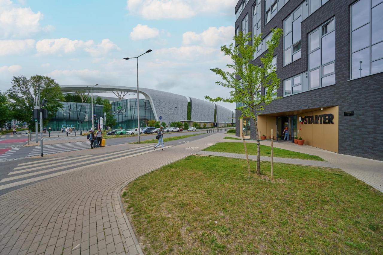 Trendy Studios With Home Office Near Wroclaw Main Station By Noclegi Renters 外观 照片
