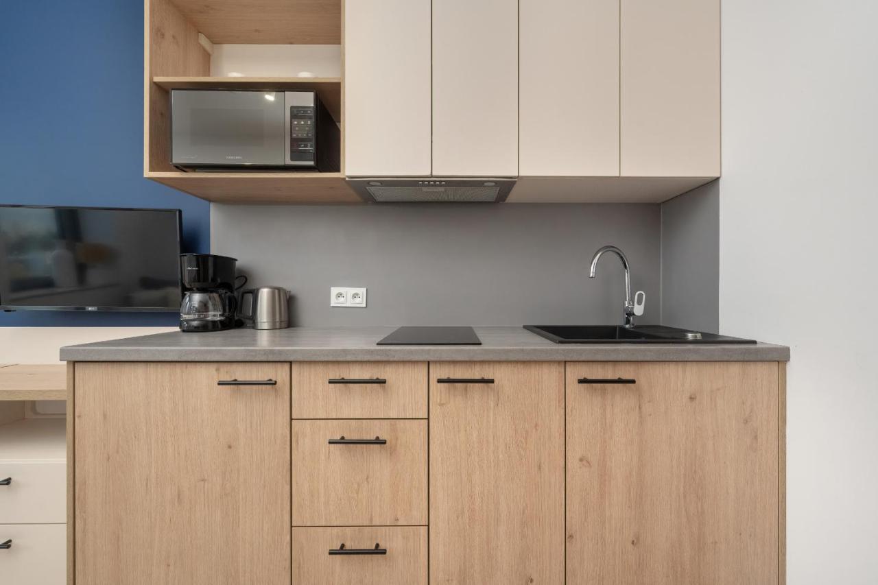 Trendy Studios With Home Office Near Wroclaw Main Station By Noclegi Renters 外观 照片